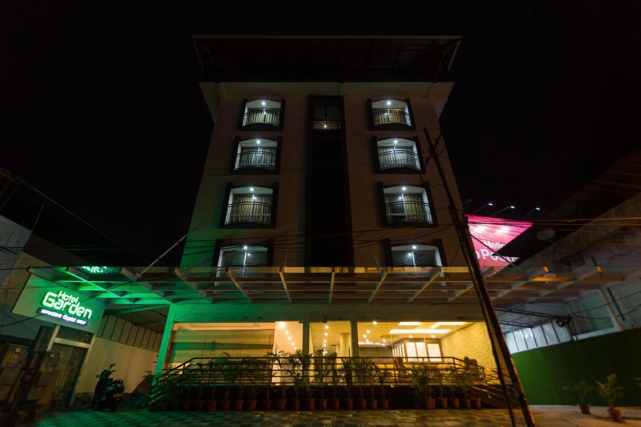 Hotel Garden Inn Kochi Exteriör bild